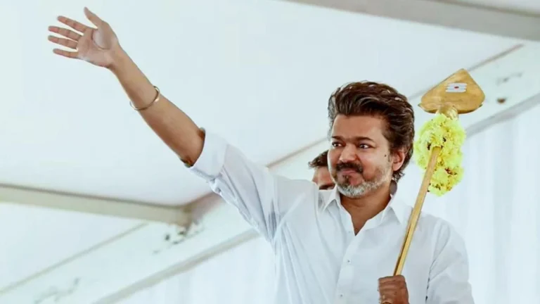 "உண்மையான ஜனநாயகம் உருவாக்குவோம்" - தொண்டர்களுக்கு விஜய் வழியுறுத்தல் , அரசியல் சூழல் சூடுபிடிப்பு