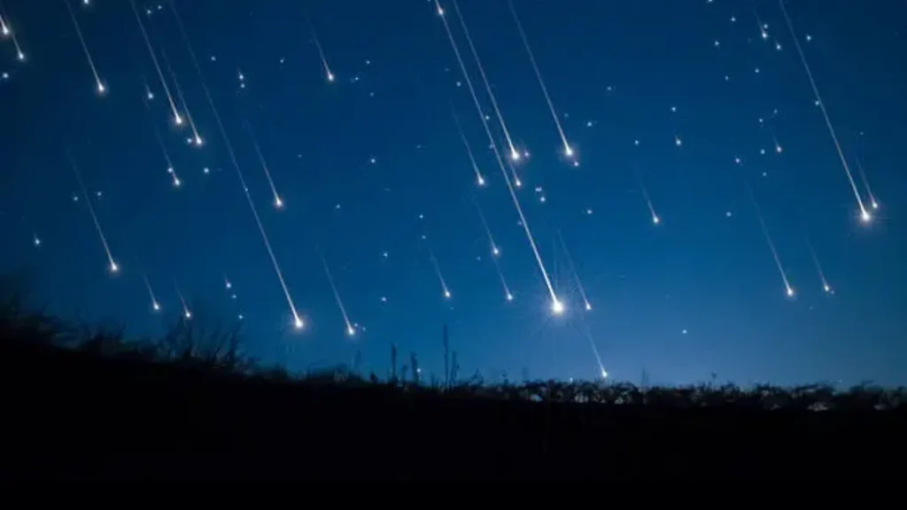 Lyrid Meteor Shower 2026 lights up the night sky over Tamil Nadu, India, as bright shooting stars streak across the horizon during peak viewing hours - Full Details