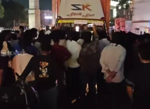 AIADMK members stop EVM machines from Alandur constituency en route to Kanchipuram, raising concerns over missing outer seal as police issue clarification