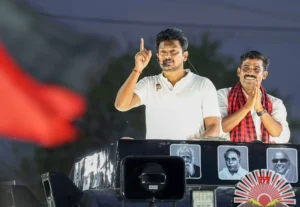 எடப்பாடி பழனிசாமி ‘இரட்டை விரல்’ காட்டுவதின் உண்மை என்ன?