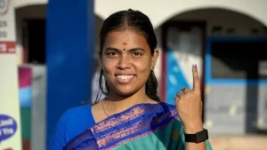 29-Year-Old Keerthana’s Political Journey: From DMK Strategy Team to TVK Cabinet Minister from Sivakasi