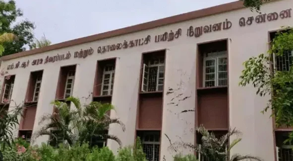 தமிழ்நாடு அரசு எம்.ஜி.ஆர் திரைப்படக் கல்லூரியில் 2026 மாணவர் சேர்க்கை தொடக்கம்.. Cinematography முதல் VFX வரை அரிய வாய்ப்பு 10 Tamil Nadu MGR Film Institute 2026 Admissions Open Now