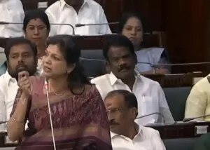 Women’s Fear Behind TASMAC Shop Closures: Soumiya Raises Key Point in Tamil Nadu Assembly, CM Vijay Takes Notes During Heated Debate
