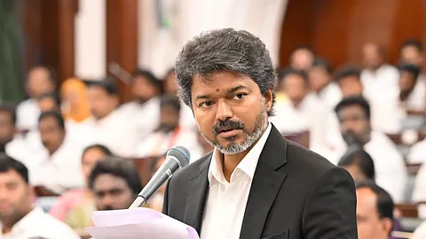 மே மாத மகளிர் உரிமை தொகை ரூ.1000 வரவு: ஆட்சி மாற்றத்திற்குப் பிறகும் தொடர்ந்த கலைஞர் திட்டம் 10 TVK Government Continues ₹1000 Scholarship Scheme as 10 Lakh Students Receive Bank Credit, Major Update on Women Rights Allowance in Tamil Nadu