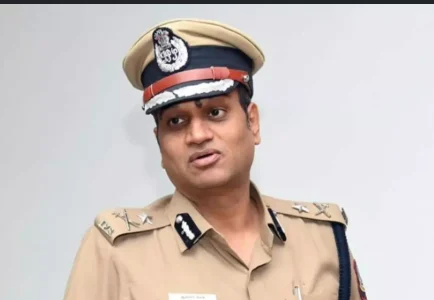 Asra Garg IPS யார்? ரவுடிகளை அடக்கிய ரியல் சிங்கம் .. தமிழ்நாடு உளவுத்துறை ஐஜியாக நியமித்த CM Vijay 24 Asra Garg IPS யார்? ரவுடிகளை அடக்கிய ரியல் சிங்கம் .. தமிழ்நாடு உளவுத்துறை ஐஜியாக நியமித்த CM Vijay