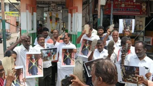 Nellai Congress protest against A. G. Perarivalan lawyer registration sparks controversy as cadres hit themselves with slippers in Tirunelveli demonstration