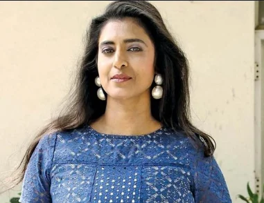 கஸ்தூரி கடும் தாக்கு.. திமுக தோல்வியை ஏற்க முடியாமல் கதறுகிறது 11 Kasturi Slams DMK Over Defeat Panic | Viral Political Attack Sparks Debate in Tamil Nadu