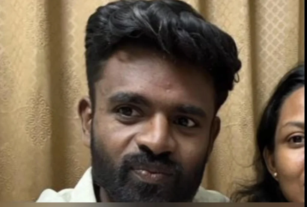 Nellai: கணவருக்கு ஆணவக் கொலை ஆபத்து : பயத்தில் மனைவி போலீசில் மனு 7 image 448