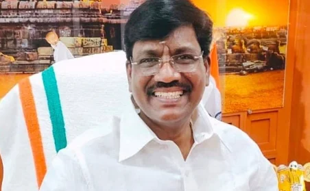 தனக்கு பிறந்தநாள் பரிசாக தமிழ்நாடு முதலமைச்சர் அமைச்சர் பதவி வழங்கியதாக அமைச்சர் விசுவநாதன் மேலூரில் பேச்சு..!! 6 Minister Viswanathan Says Tamil Nadu CM Gifted Him Minister Post as Birthday Present During Melur Event
