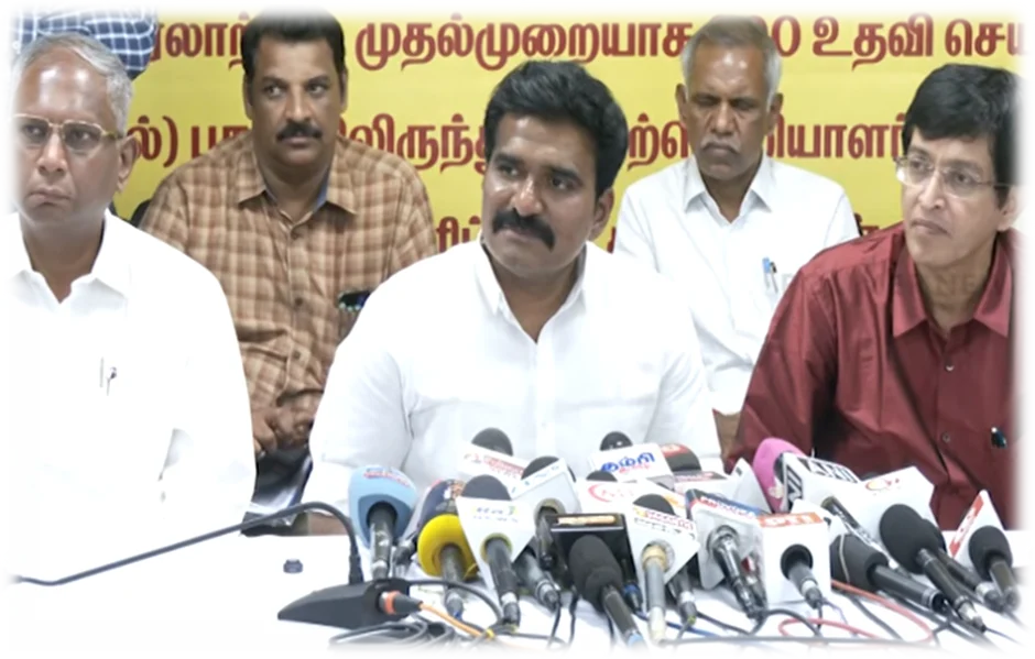 மின்வாரியத்தில் 15,000 வேலைவாய்ப்புகள்! பதவி உயர்வு சிக்கல்களுக்கும் விரைவில் தீர்வு - அமைச்சர் CTR நிர்மல்குமார் உறுதி 1 Tamil Nadu Electricity Board to Create 15,000 Jobs, Promotion Issues to Be Resolved Soon, Assures Minister CTR Nirmal Kumar