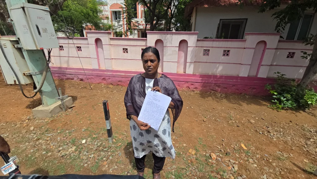 மயக்க மருந்து கொடுத்து கூட்டு பாலியல் வன்கொடுமை: எம்எல்ஏ மீது நெல்லை டிஐஜியிடம் பெண் புகார் 1 image 170