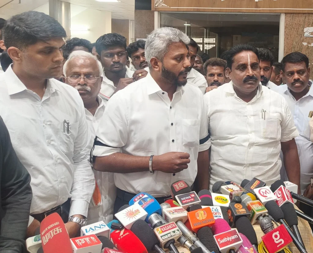 Minister Mari Wilson Prioritizes Road Repair Works in Tirunelveli Ahead of Monsoon Season to Ensure Public Safety and Smooth Transportation