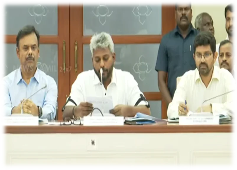பொருளாதார நெருக்கடியில் தமிழகம்: வெள்ளை அறிக்கையை வெளியிட்டார் நிதி அமைச்சர் மரியவில்சன் 1 Tamil Nadu Faces Economic Crisis as Finance Minister Mariya Wilson Releases White Paper on State Finances