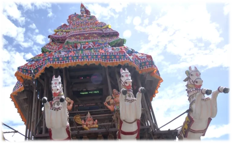 The majestic Nellaiappar Temple Chariot Festival showcases Asia’s grand wooden temple car, celebrating over a century of heritage, devotion, and timeless Tamil culture in Tirunelveli.